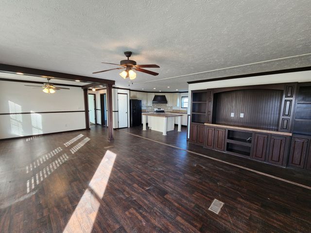 30 Orton Rd, Lawrenceburg, TN 38464