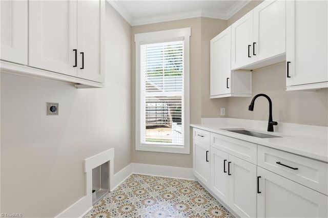 7566 Whisper Hollow Lane, Lewisville, NC 27023