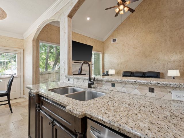 763 & 806 Lake View Drive, Montgomery, TX 77356