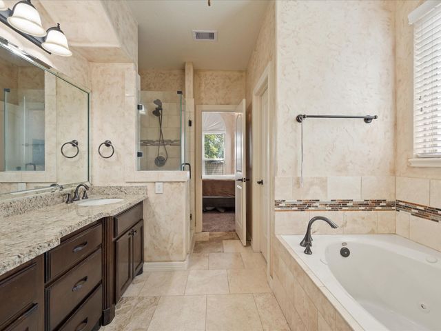 763 & 806 Lake View Drive, Montgomery, TX 77356