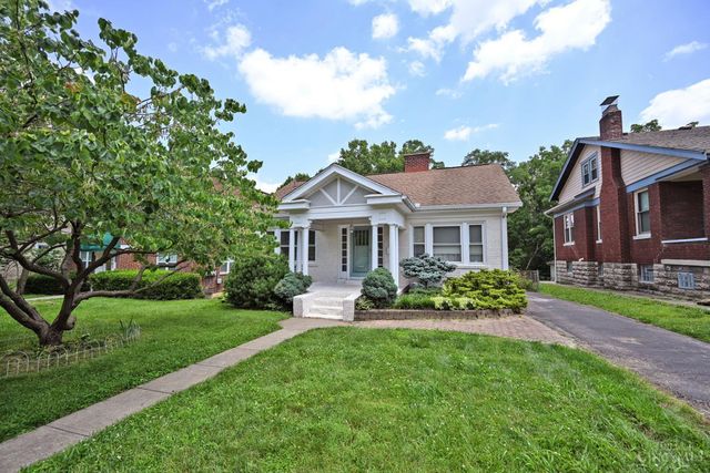 5830 Woodmont Avenue, Cincinnati, OH 45213