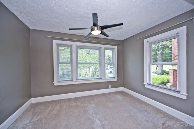 5830 Woodmont Avenue, Cincinnati, OH 45213