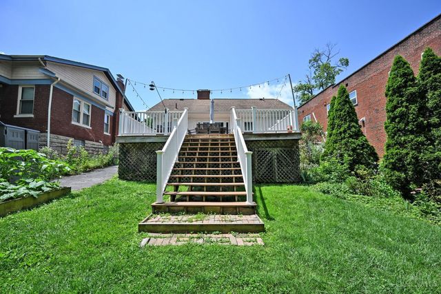 5830 Woodmont Avenue, Cincinnati, OH 45213