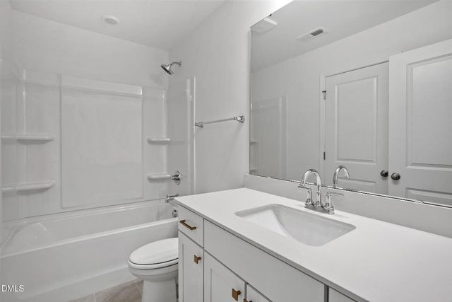 243 Augusta Pond Way 163, Raleigh, NC 27603