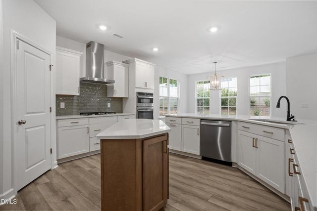 243 Augusta Pond Way 163, Raleigh, NC 27603