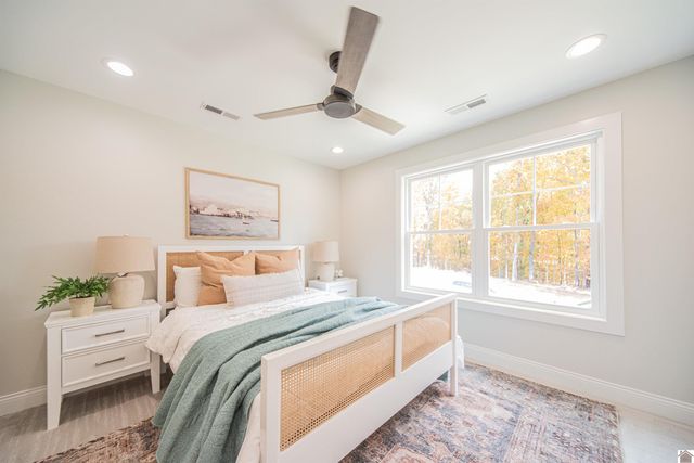 808 Eagle Rest Drive, Grand Rivers, KY 42045