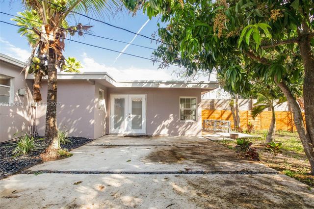 1632 NW 6th Ave, Fort Lauderdale, FL 33311