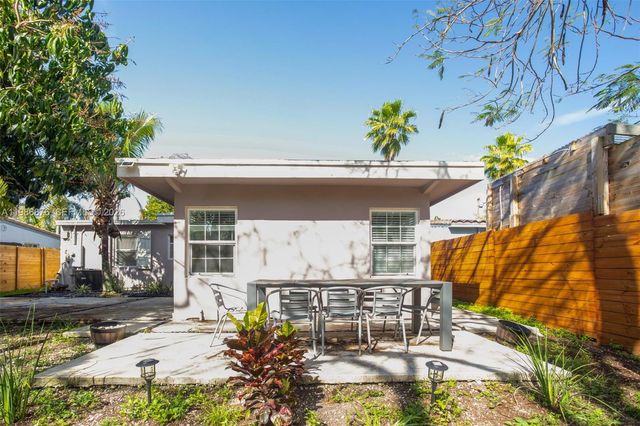 1632 NW 6th Ave, Fort Lauderdale, FL 33311