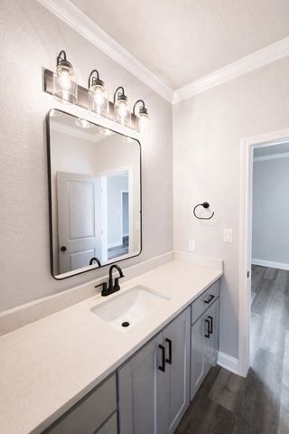 224 Fox Run Lane, Robinson, TX 76706