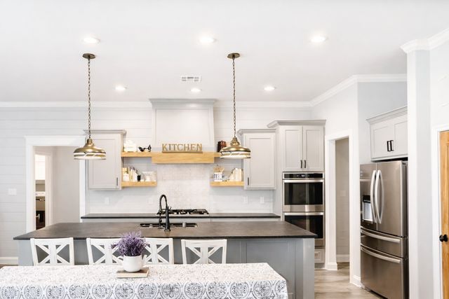 224 Fox Run Lane, Robinson, TX 76706