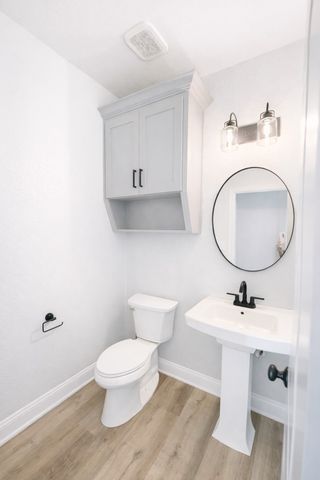 224 Fox Run Lane, Robinson, TX 76706