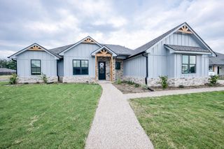 224 Fox Run Lane, Robinson, TX 76706