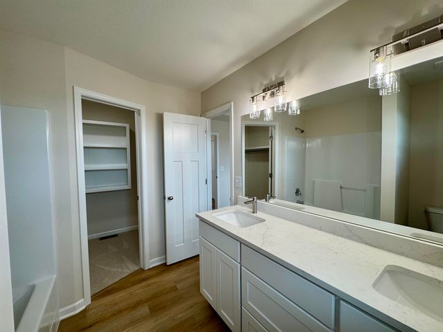 10403 W 35th St S, Wichita, KS 67215