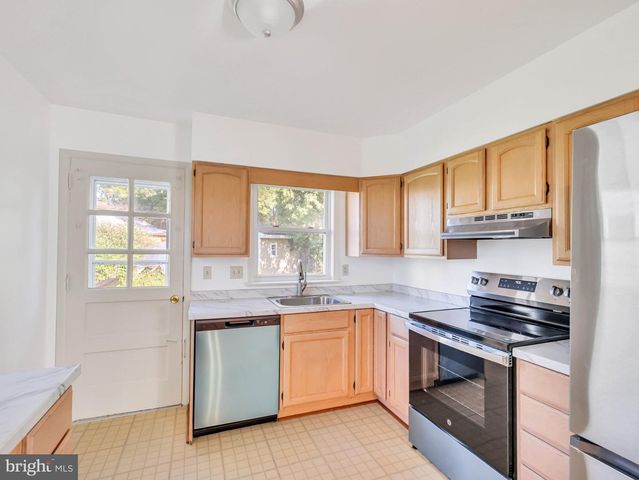 4101 ELIZABETH ST, Rockville, MD 20853