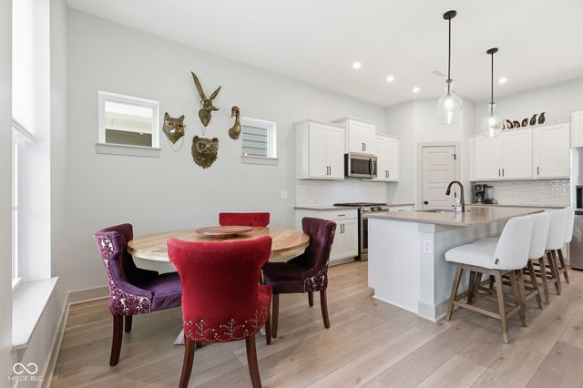 892 Templeton Drive, Carmel, IN 46032