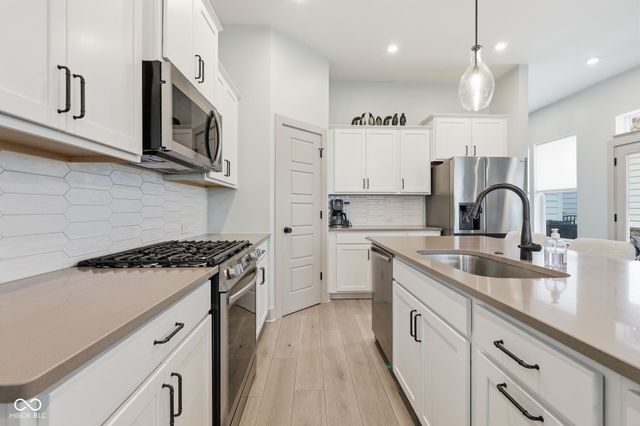 892 Templeton Drive, Carmel, IN 46032