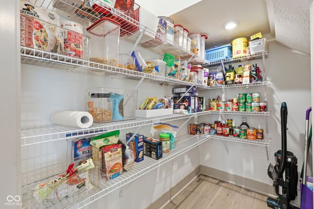 892 Templeton Drive, Carmel, IN 46032