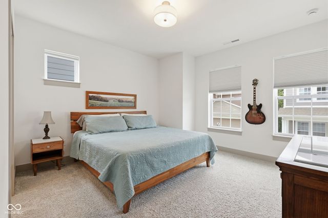 892 Templeton Drive, Carmel, IN 46032