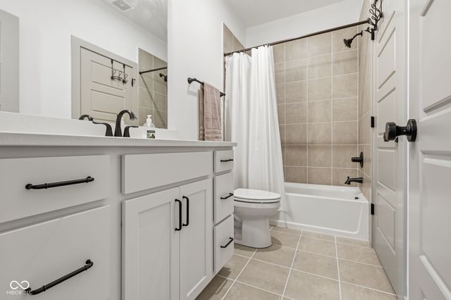 892 Templeton Drive, Carmel, IN 46032