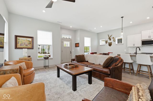 892 Templeton Drive, Carmel, IN 46032