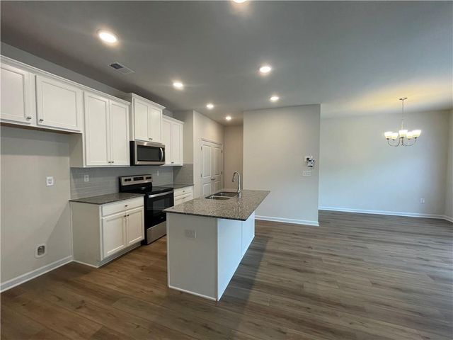 4663 Fullerton Drive, Oakwood, GA 30566