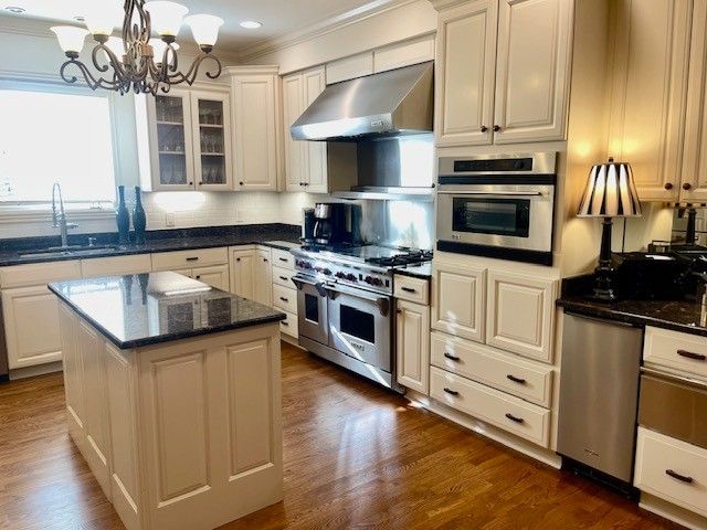 612 Burghley Ln, Franklin, TN 37064