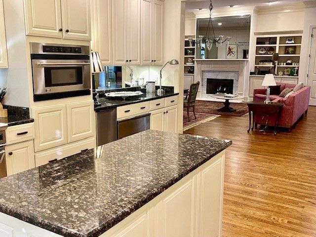 612 Burghley Ln, Franklin, TN 37064