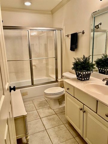 612 Burghley Ln, Franklin, TN 37064