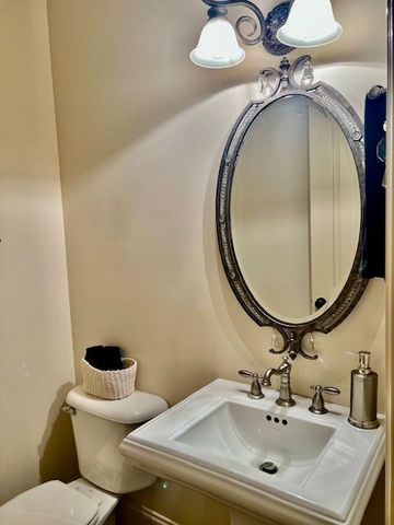 612 Burghley Ln, Franklin, TN 37064