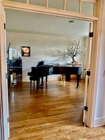 612 Burghley Ln, Franklin, TN 37064