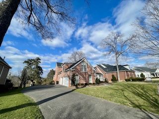 612 Burghley Ln, Franklin, TN 37064
