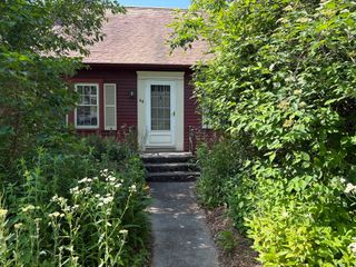 44 Ferrante Avenue, Greenfield, MA 01301