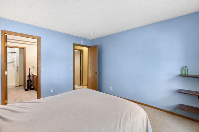 990 Kensington Trail 107, Eagan, MN 55123