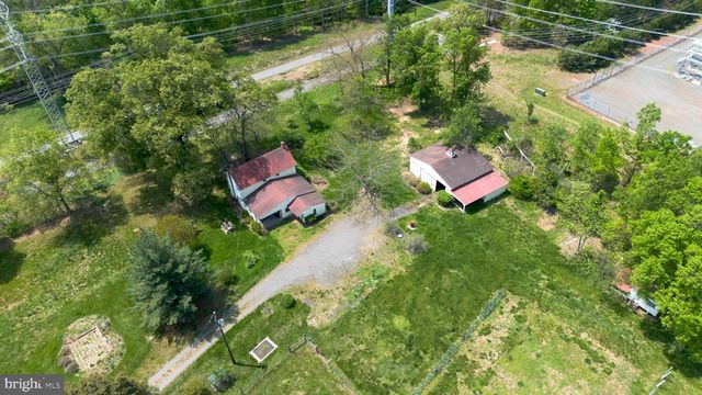 43537 GRAVES LN, Ashburn, VA 20147