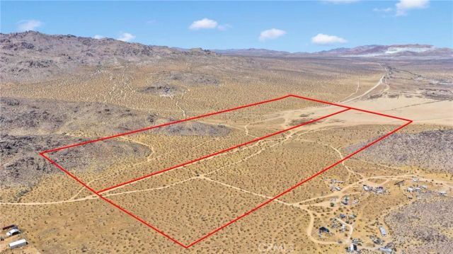 1 Fairview Valley, Apple Valley, CA 92307