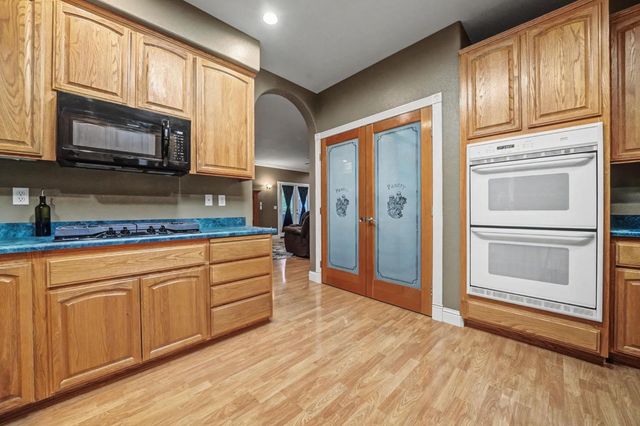 18594 Poplar, Plymouth, CA 95669