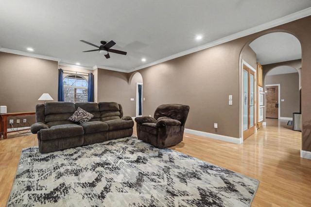 18594 Poplar, Plymouth, CA 95669