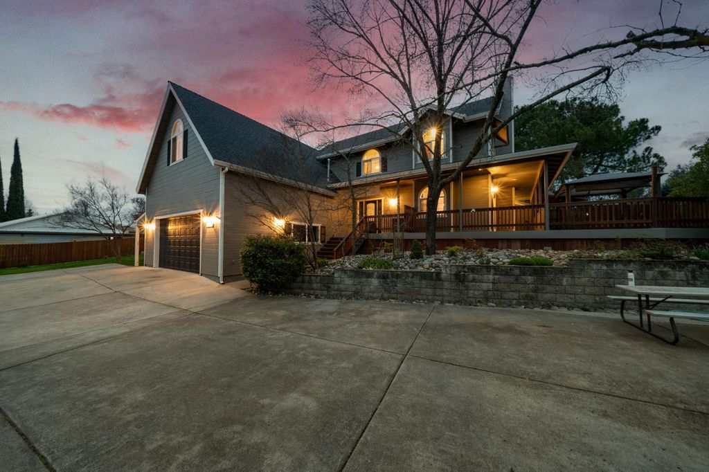 18594 Poplar, Plymouth, CA 95669