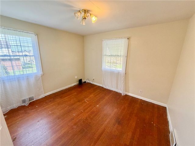 35 Cramer Ave, South Union Twp, PA 15401