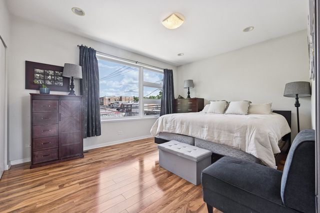 1214 N ROCKWELL Street, Chicago, IL 60622