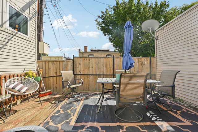 1214 N ROCKWELL Street, Chicago, IL 60622