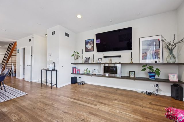 1214 N ROCKWELL Street, Chicago, IL 60622