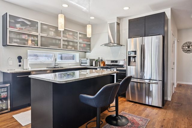 1214 N ROCKWELL Street, Chicago, IL 60622