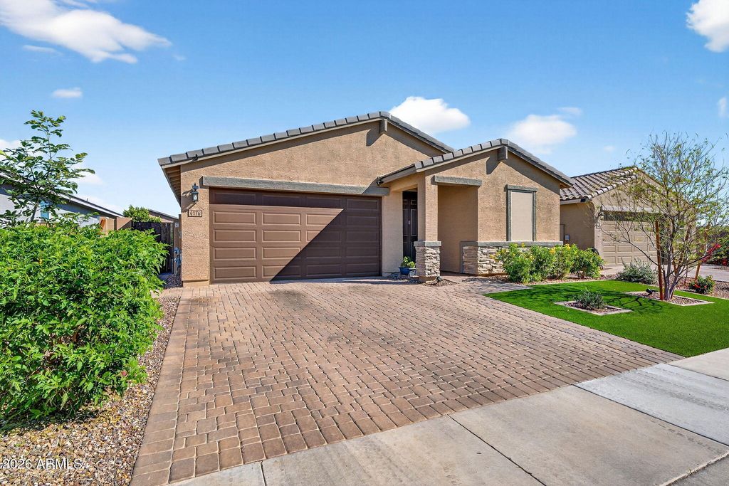 4176 W JANIE Street, San Tan Valley, AZ 85144 — photo 2