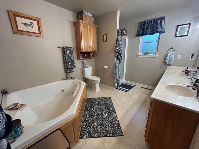 290 Goodstock Road, Crossville, TN 38555