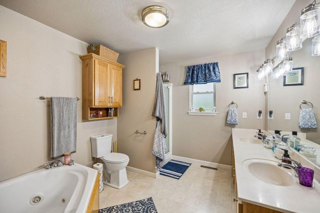 290 Goodstock Road, Crossville, TN 38555