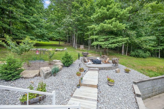 290 Goodstock Road, Crossville, TN 38555