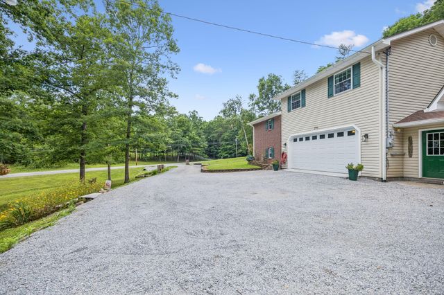 290 Goodstock Road, Crossville, TN 38555