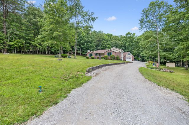 290 Goodstock Road, Crossville, TN 38555