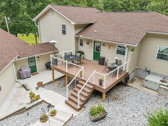 290 Goodstock Road, Crossville, TN 38555